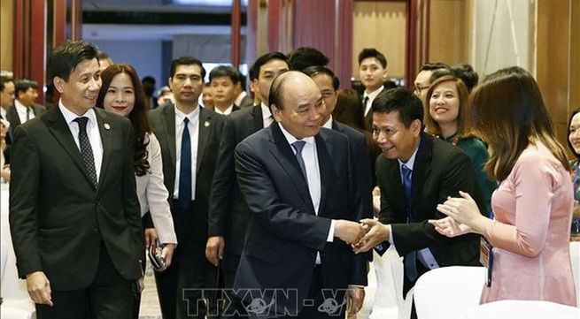 President meets Vietnamese community in Indonesia