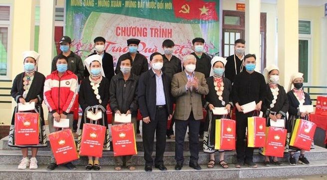 Front leader extends Lunar New Year greetings in Cao Bang Province