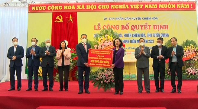 Senior Party official attends new rural area recognition event in Tuyen Quang