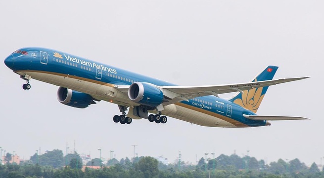 Airline seeks procedure support to bring Vietnamese in Ukraine home