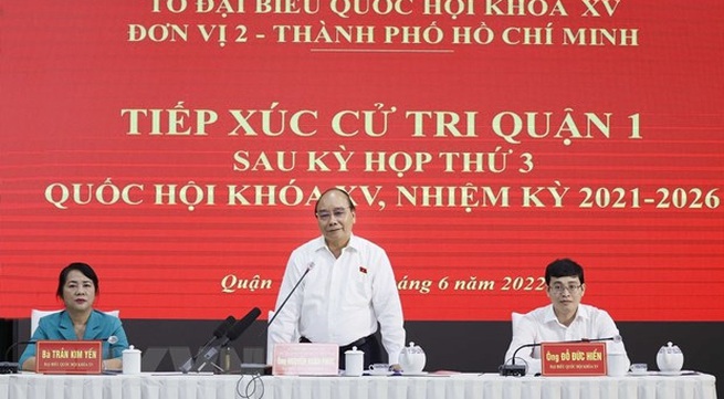 President Nguyen Xuan Phuc meets voters in Ho Chi Minh City