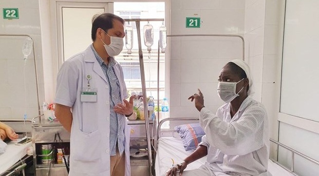 Vietnamese doctors save Nigerian woman with severe malaria