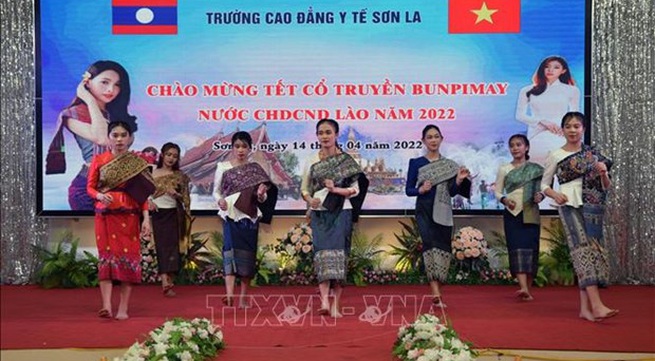 Nearly 460,000 people test knowledge on Vietnam-Laos relations through online quiz