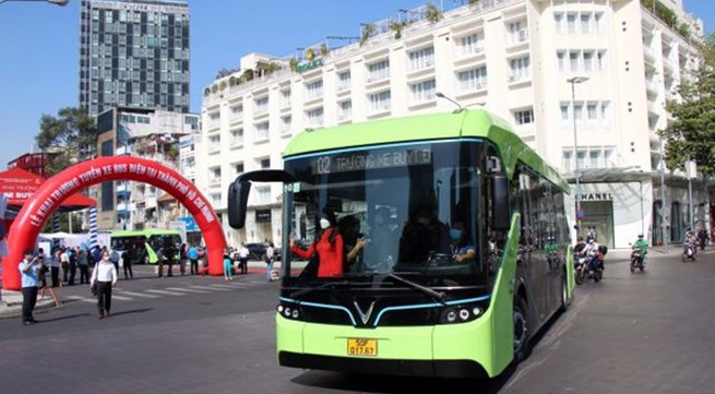 HCM City seeks to develop electric bus system