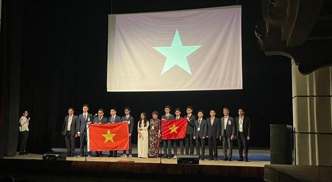 Hanoi students win seven medals at Int’l Olympiad on Astronomy and Astrophysics