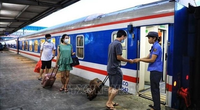 More trains to be added on Hanoi - Lao Cai rail route
