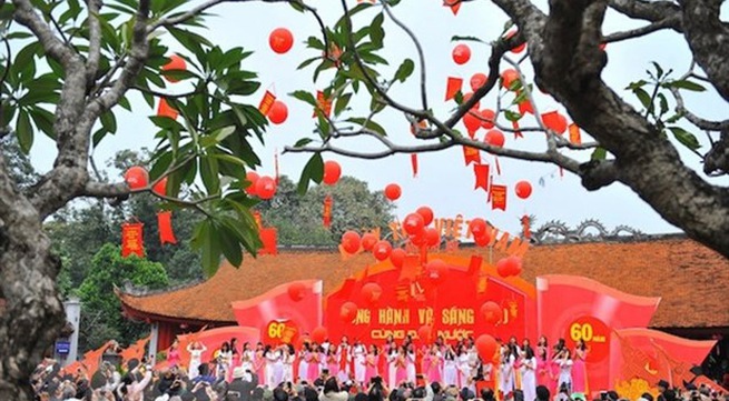 Poetry Day to take place next month at Thang Long Citadel