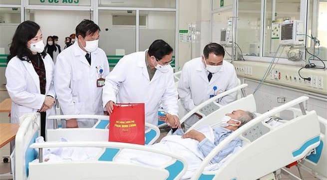 PM pays Tet visits to Hanoi’s hospitals
