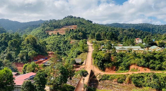 Quang Binh reopens Ca Roong sub-border gate