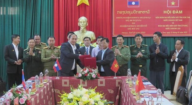 Kon Tum, Laos' Attapeu strengthen border cooperation