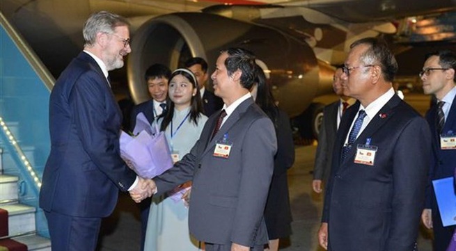 Czech Prime Minister begins official visit to Vietnam