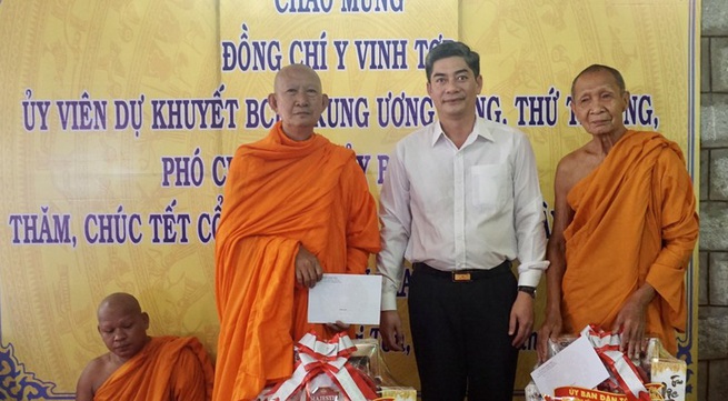 Greetings extended to Khmer people in An Giang on Chol Chnam Thmay festival
