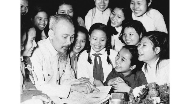 Imbued with Ho Chi Minh Thought, building revolutionary moral standards in the new period