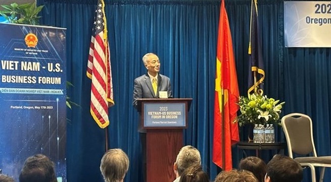Vietnam, US seek ways to bolster economic, trade cooperation