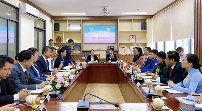 Ho Chi Minh City boosts cooperation with Laos’ Champasak, Vientiane