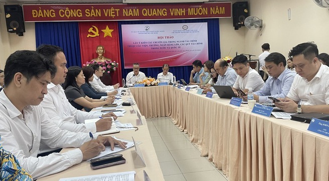 Ho Chi Minh City receives more than half of remittances to Vietnam