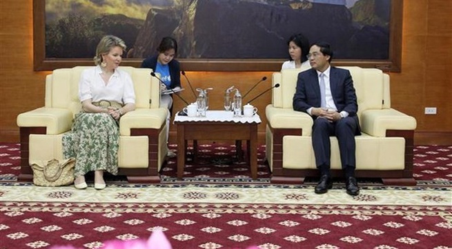 Lao Cai leader welcomes visiting Honorary President of UNICEF Belgium