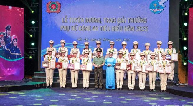 Programme honours 20 outstanding policewomen