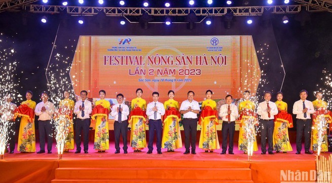 Hanoi’s agricultural product fair underway in Soc Son