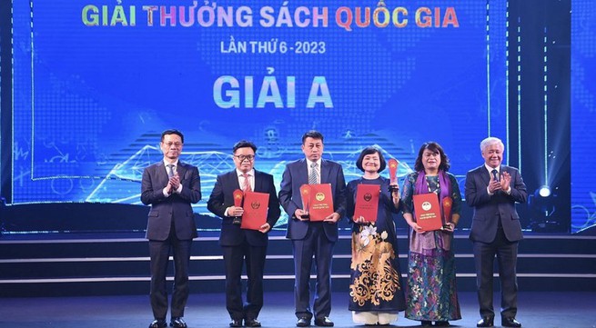 Books on Vietnam’s sea and islands and language win National Book Award 2023