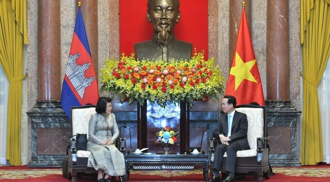 Vietnamese President receives Cambodian top legislator