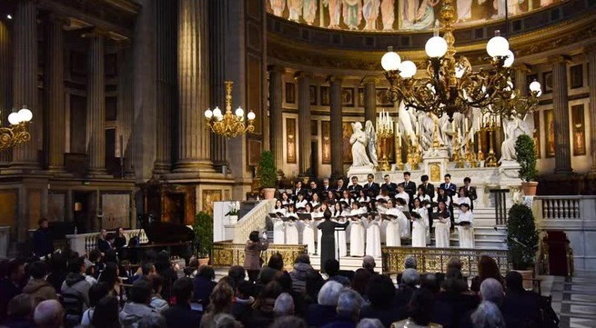 Que Huong Choir participates in Paris International Choir Festival