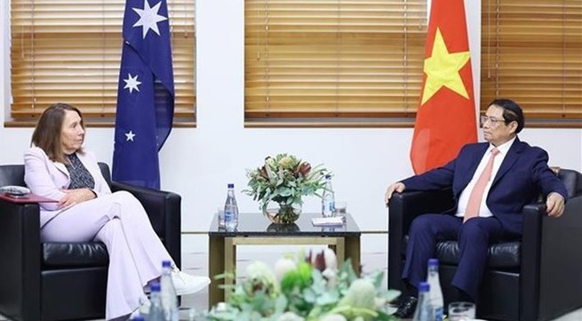 PM meets with Australian Senate President
