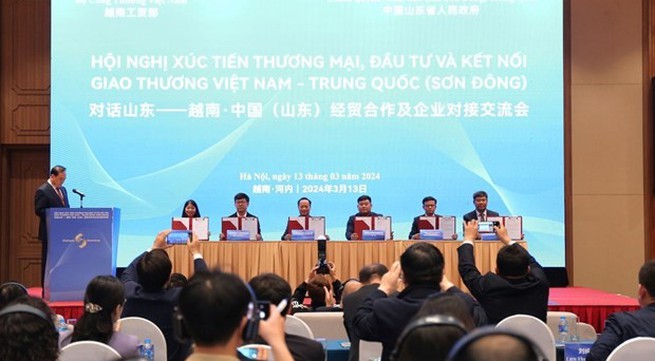 Vietnam, Chinese province to tighten economic, trade links