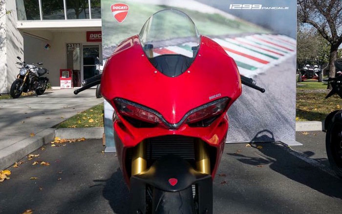 Top 10 môtô Ducati phiên bản 2020 tốt nhất 1299 Panigale R Final Edition  số một