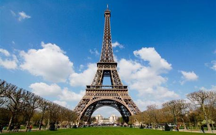 Pháp lên kế hoạch nâng cấp tháp Eiffel 
