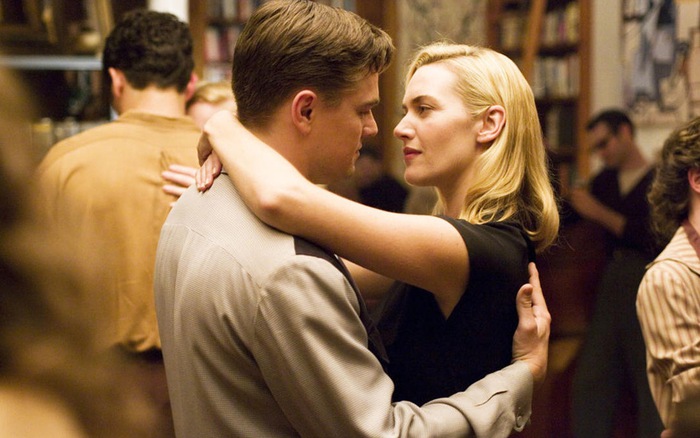 Kate Winslet thừa nhận "khó xử" khi đóng "cảnh nóng" với Leonardo DiCaprio trước mặt chồng | VTV.VN