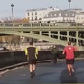 Chạy marathon nhằm nâng cao nhận thức về khí hậu