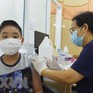 Nhật Bản khuyến cáo tăng cường tiêm vaccine ngừa COVID-19 cho trẻ