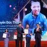 Nguyễn Đức Thuận -  Chàng trai bại não nhận giải thưởng Vinh quang Việt Nam