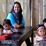 Tấm lòng của nữ nhà văn, doanh nhân gốc Việt với trẻ em nghèo