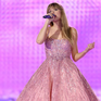 Chiêm ngưỡng phong cách của Taylor Swift qua từng thời kỳ trong tour diễn "Eras Tour"