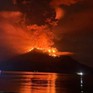 Núi lửa phun trào, hàng trăm người dân Indonesia sơ tán