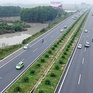 Cần sớm hoàn thiện đường gom trên cao tốc Hà Nội - Bắc Giang