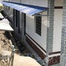 Bạc Liêu: Một ngôi nhà bị sụt xuống rạch Bà Hiên