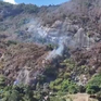Nỗ lực dập tắt cháy rừng trên núi Cô Tô