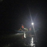 Lật thuyền chở công nhân thi công cao tốc, 2 người mất tích