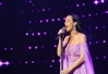 Katy Perry chinh phục khán giả Việt bằng loạt hit ở lễ trao giải VinFuture